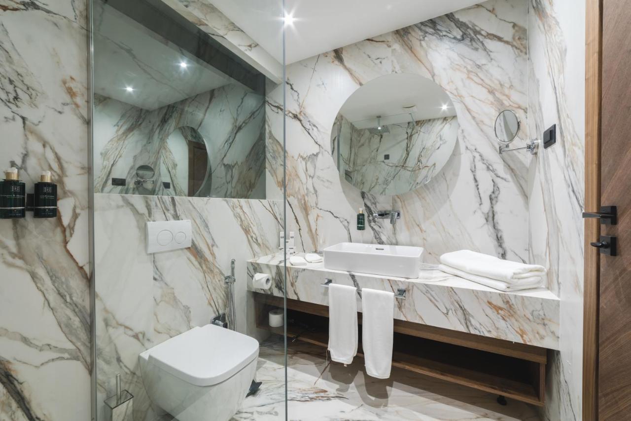 Bristol Hotel 4*